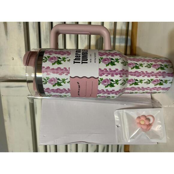 Other - ThermoChill Floral Pattern 40 oz Tumbler with Handle